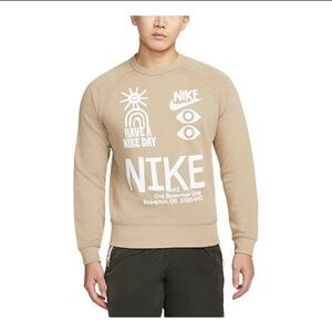 Nike Men's Tan Graphic Crew Neck Sweater​​​